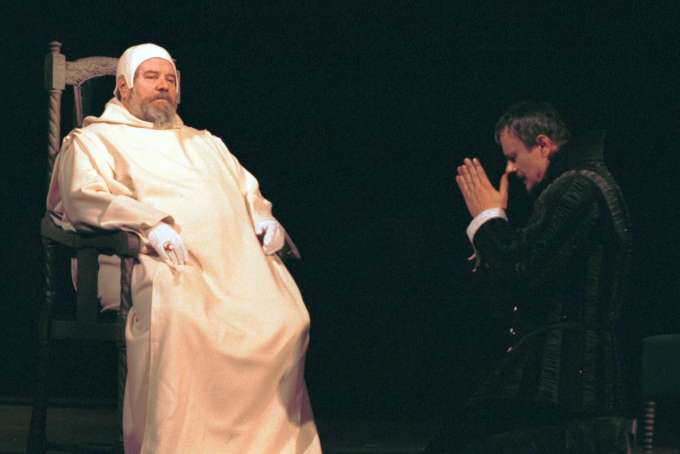 Király Levente / Don Carlos, 2001